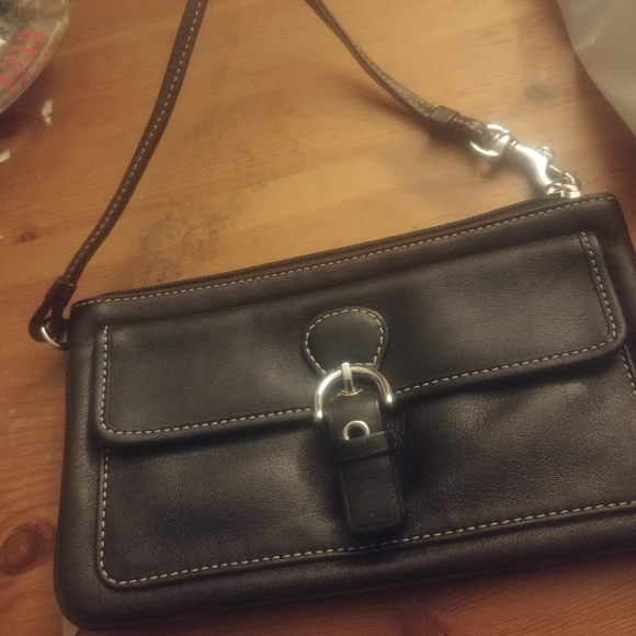 Coach wristlet - Picture 4 of 4